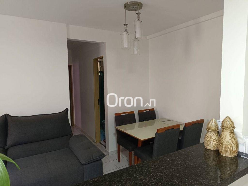 Apartamento à venda com 2 quartos, 65m² - Foto 2