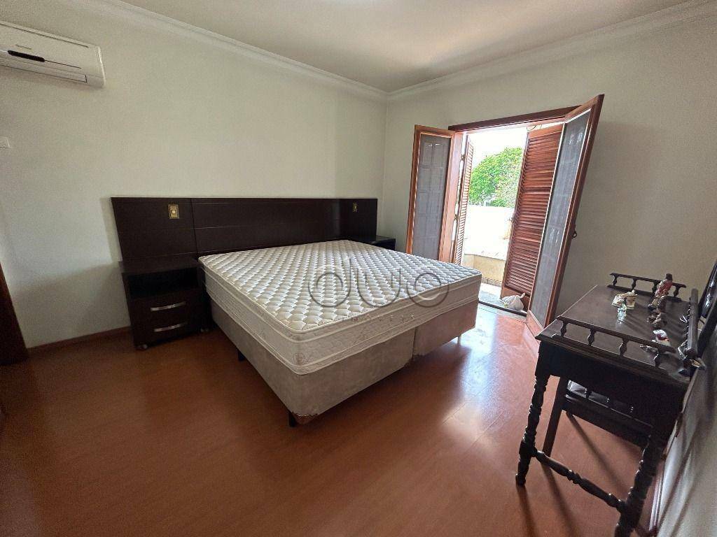 Casa à venda com 3 quartos, 235m² - Foto 20