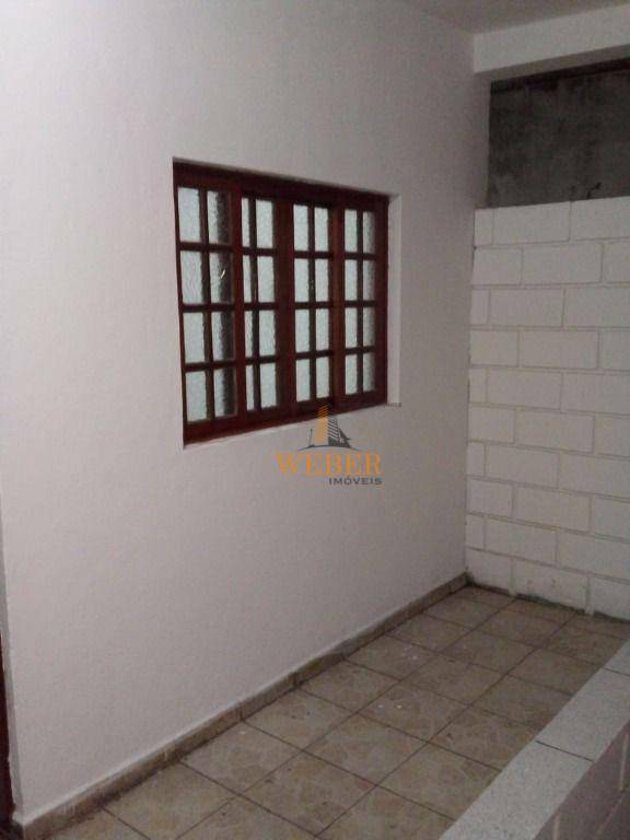 Sobrado à venda com 2 quartos, 60m² - Foto 28