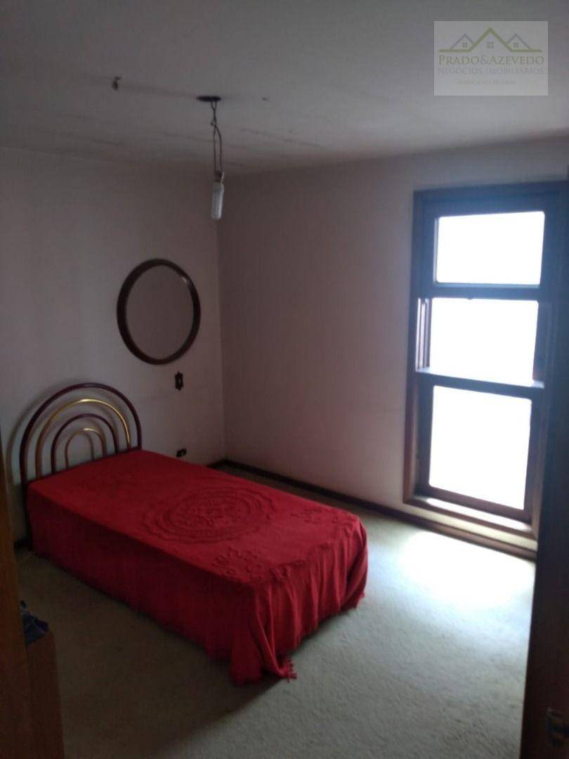 Casa à venda com 5 quartos, 223m² - Foto 10