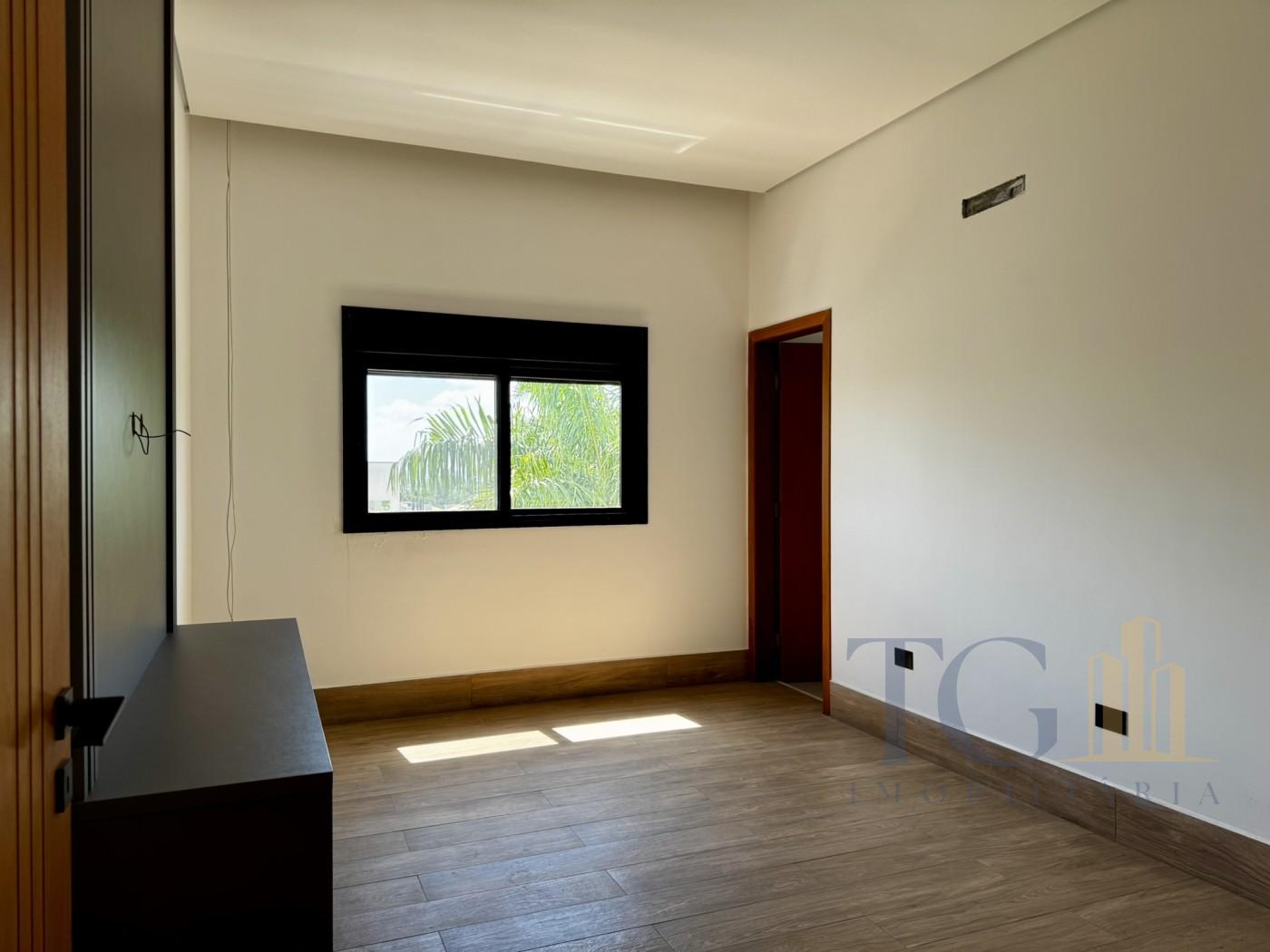 Casa de Condomínio à venda com 4 quartos, 420m² - Foto 32