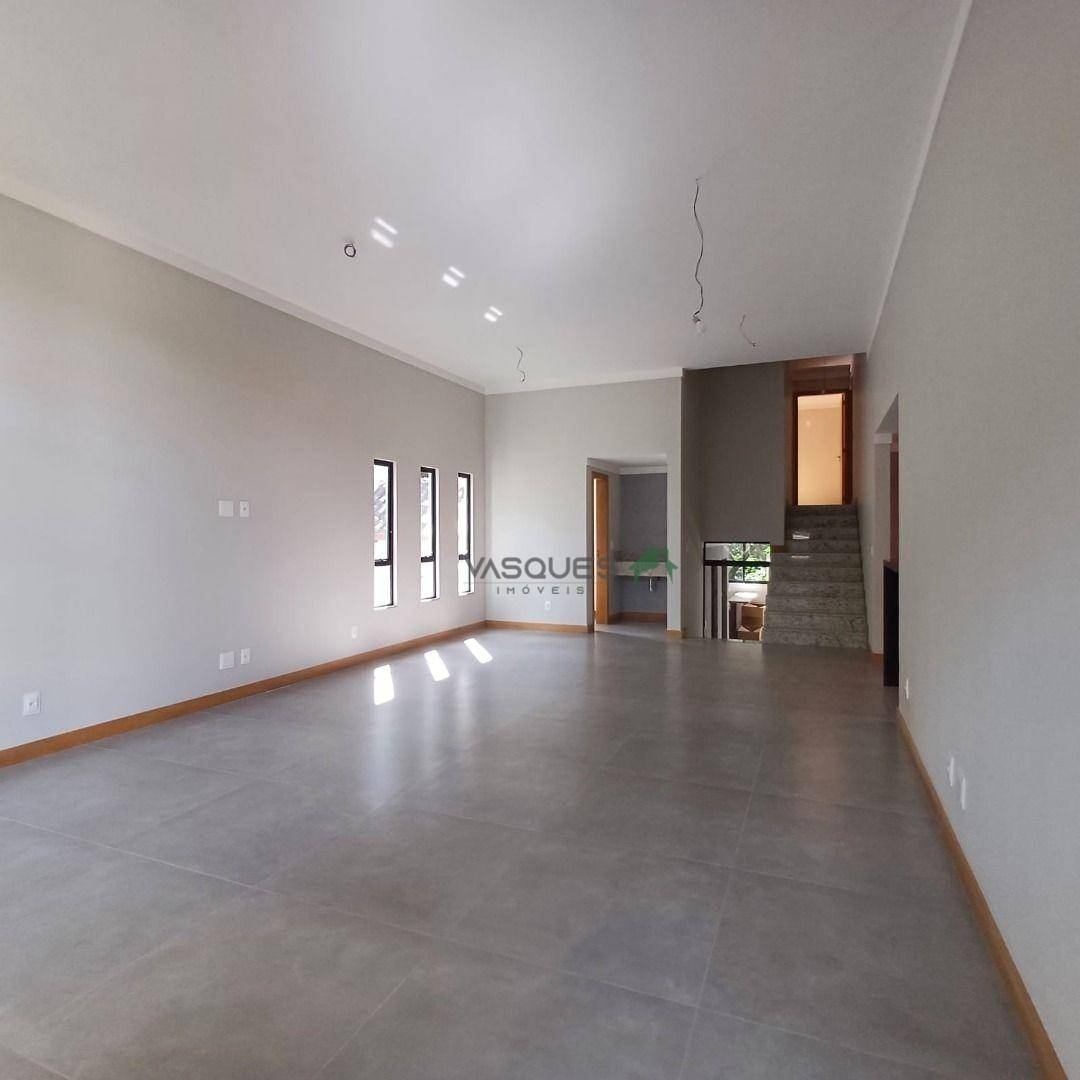 Casa de Condomínio à venda com 3 quartos, 220m² - Foto 4