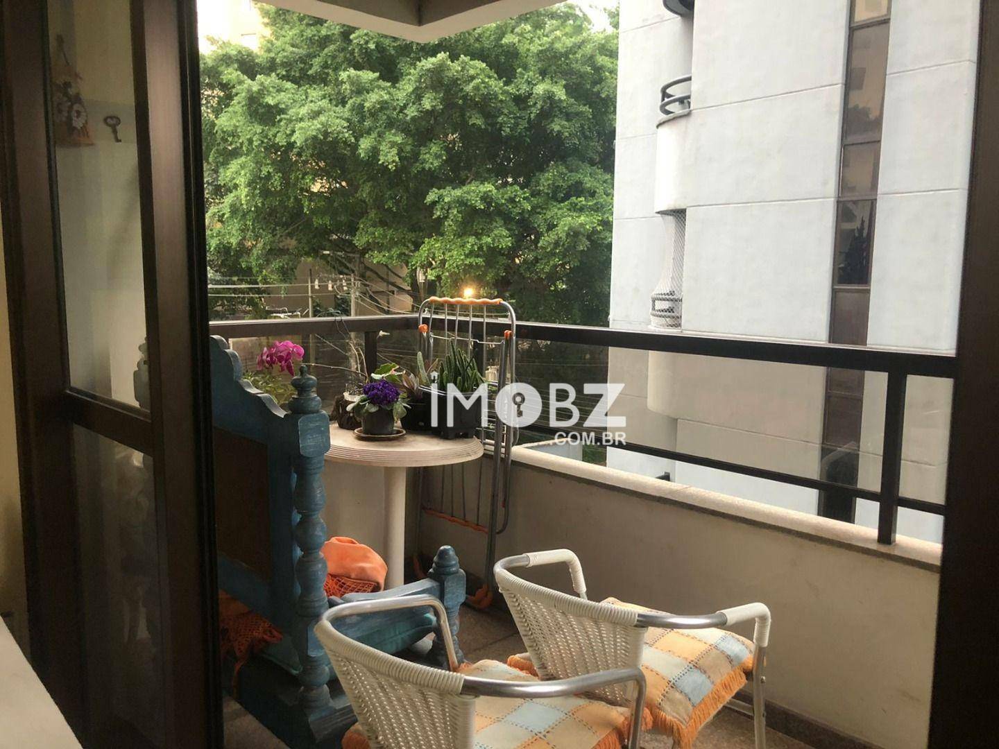 Apartamento à venda com 2 quartos, 110m² - Foto 5