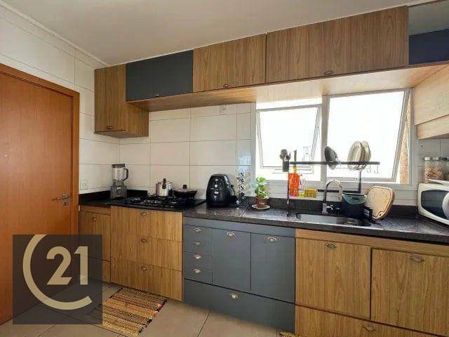 Apartamento à venda com 3 quartos, 135m² - Foto 7