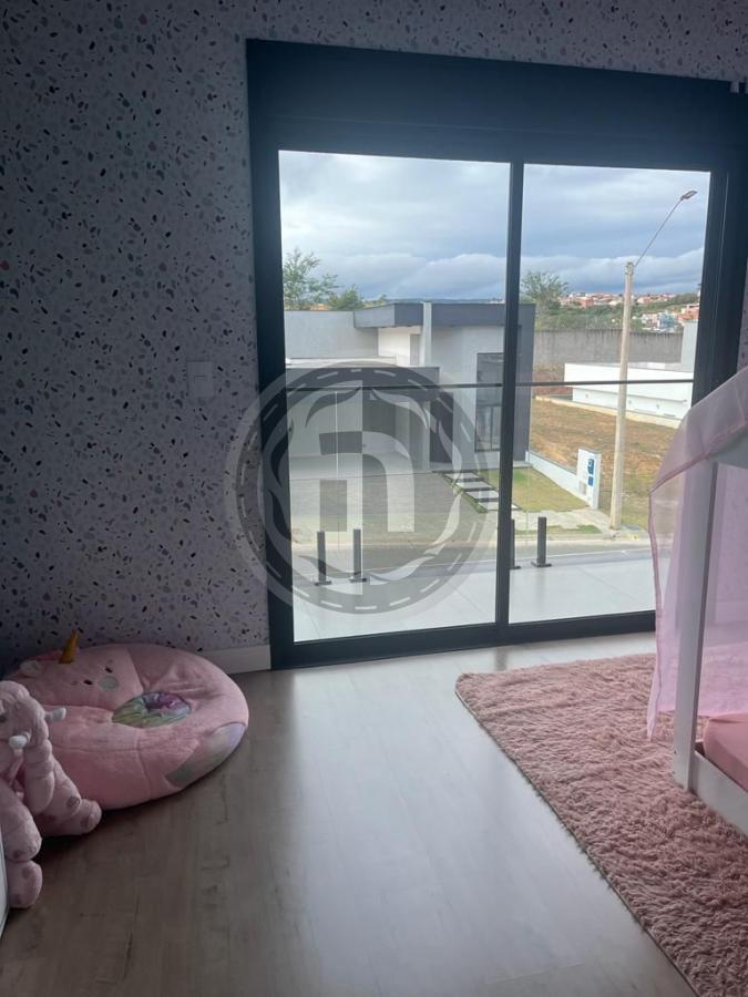 Casa de Condomínio à venda com 4 quartos, 302m² - Foto 10