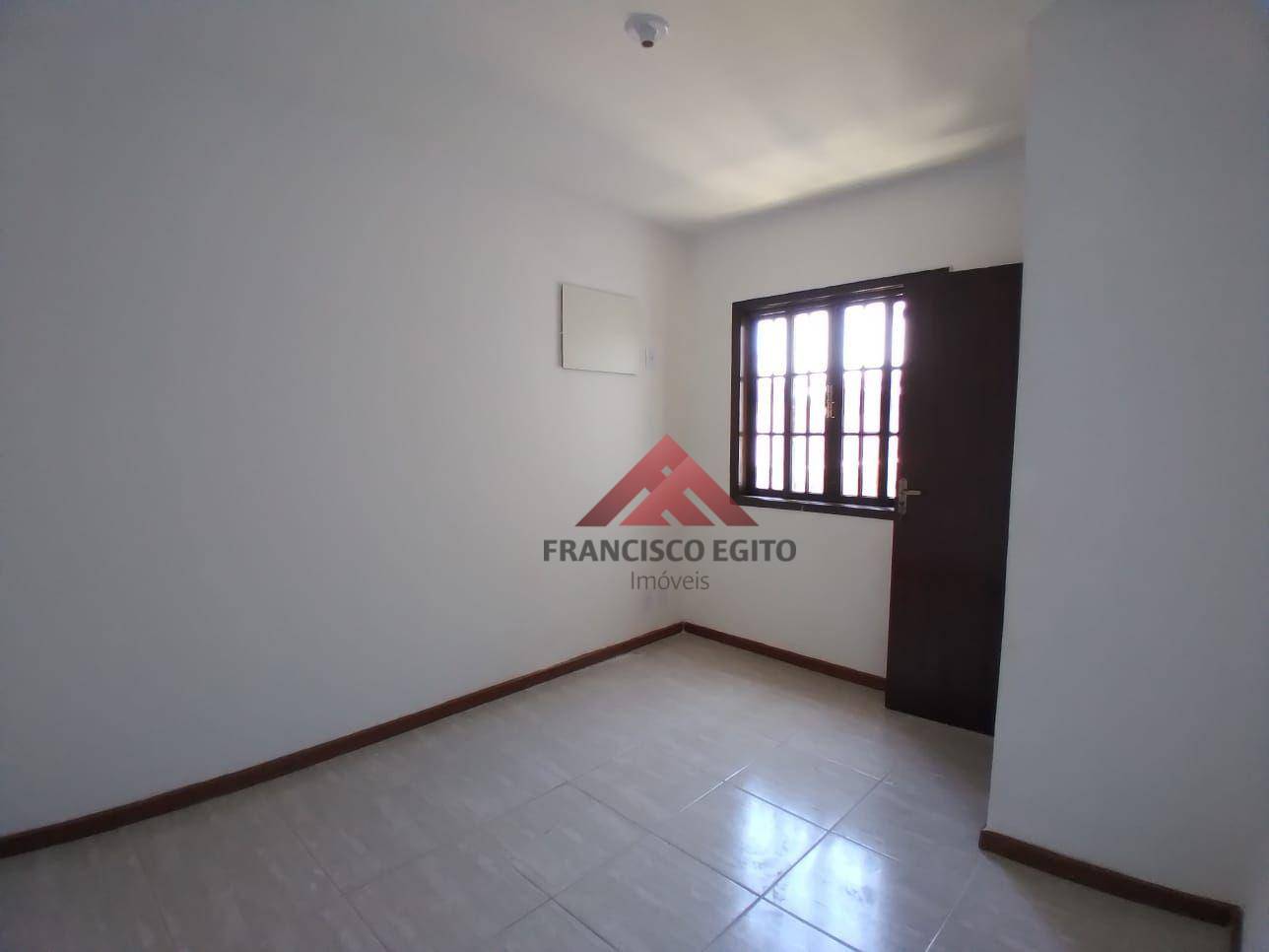 Casa à venda com 2 quartos, 94m² - Foto 15