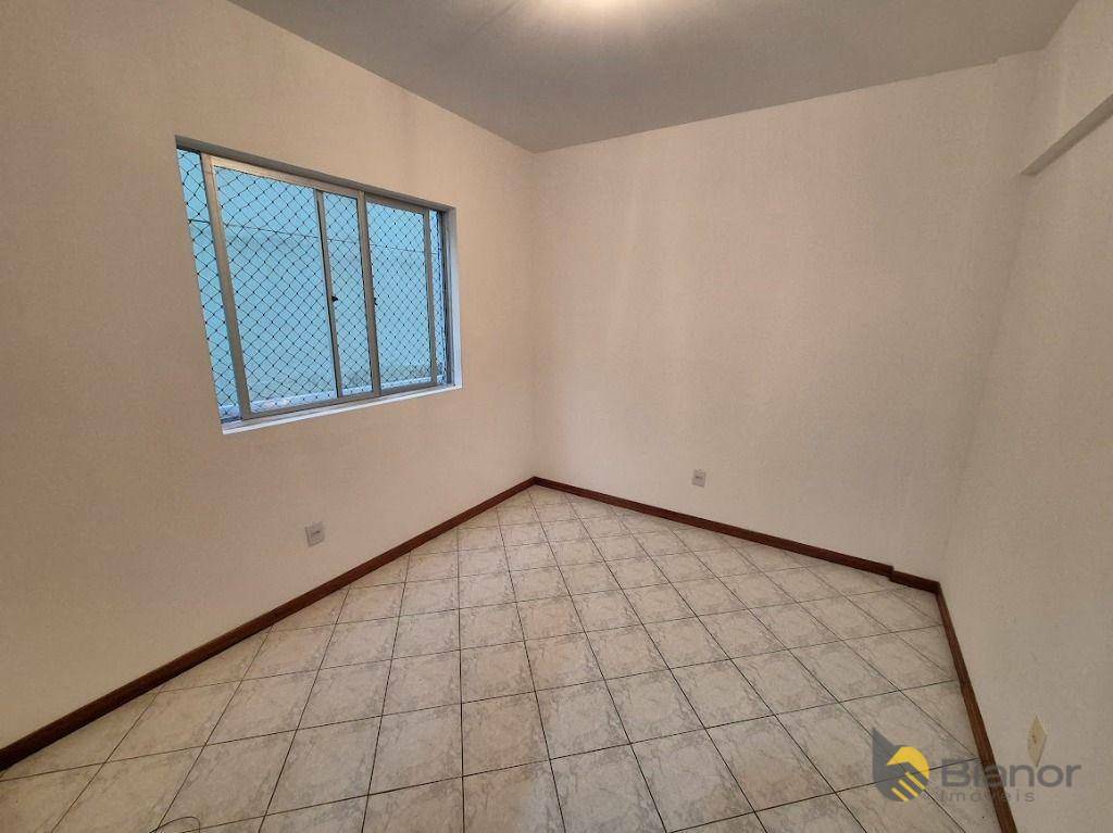 Apartamento para alugar com 2 quartos, 73m² - Foto 14