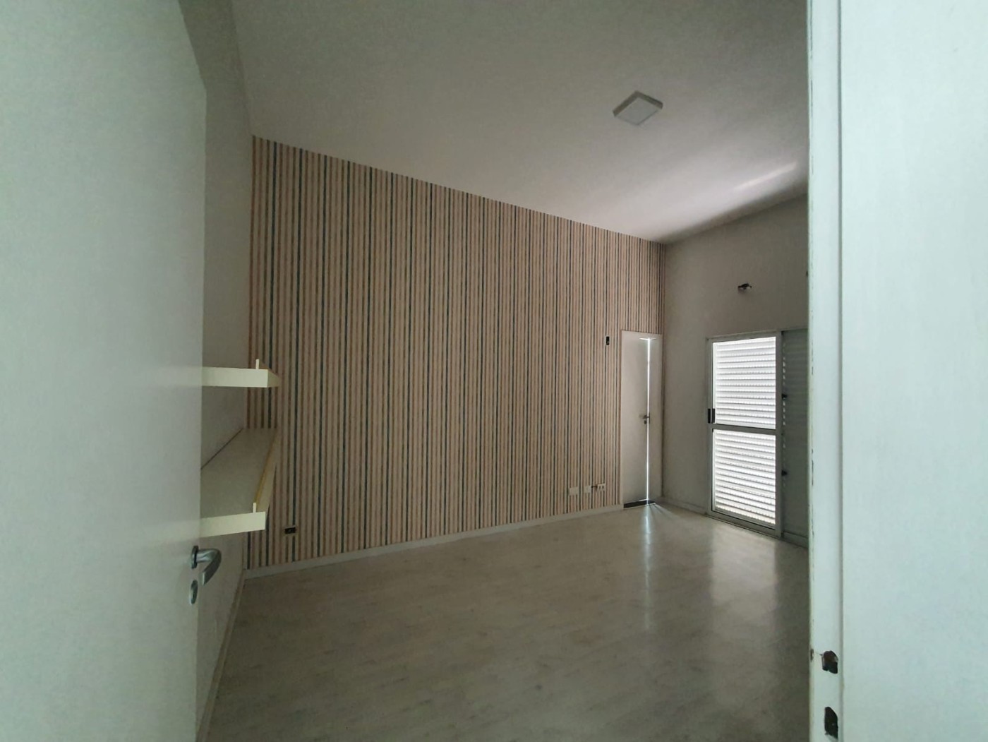 Casa de Condomínio para alugar com 4 quartos, 650m² - Foto 6