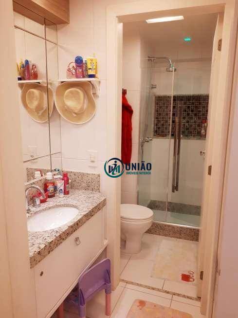 Apartamento à venda com 4 quartos, 156m² - Foto 17