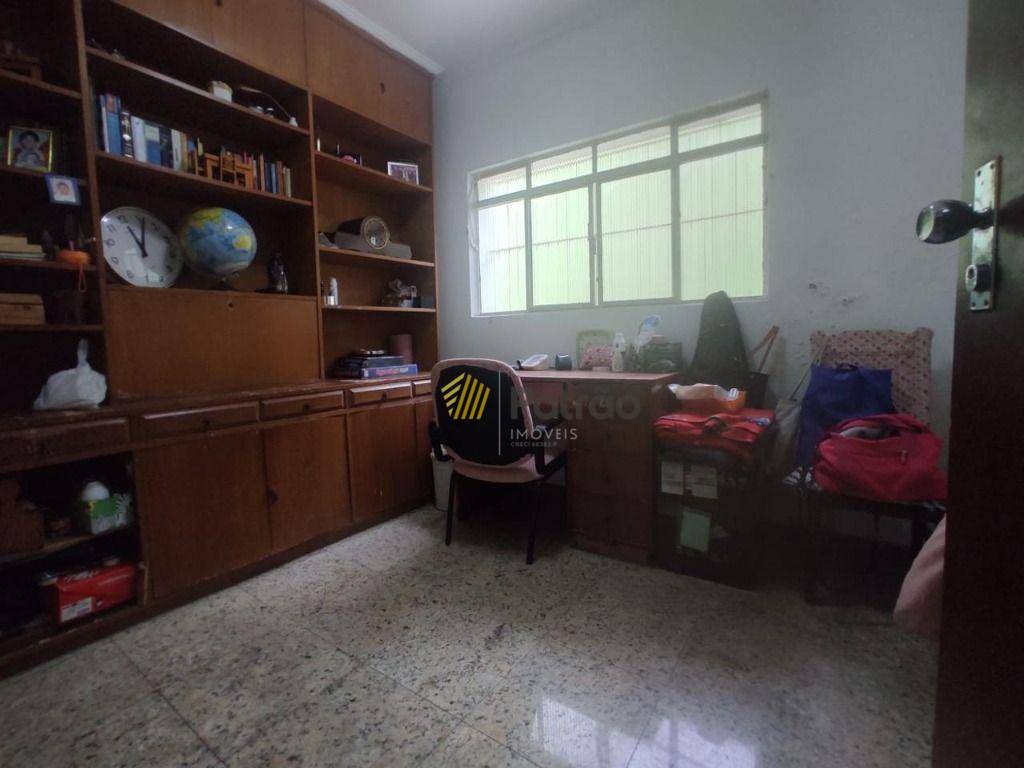 Sobrado à venda com 3 quartos, 237m² - Foto 5