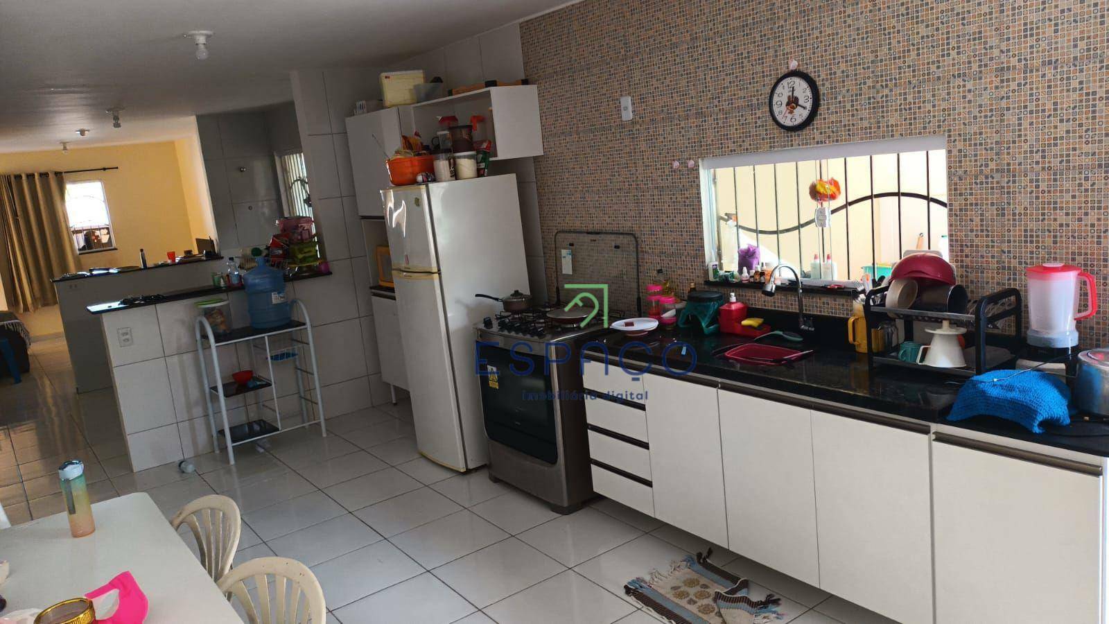 Casa para alugar com 3 quartos, 160m² - Foto 12