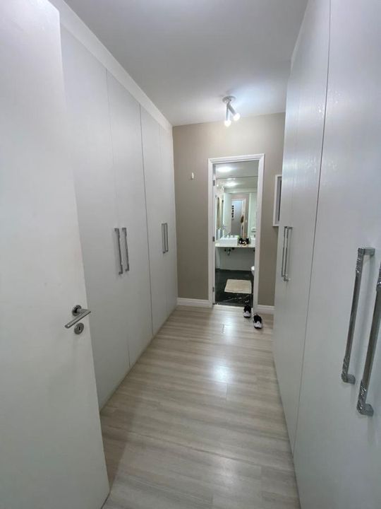 Apartamento à venda com 3 quartos, 150m² - Foto 8