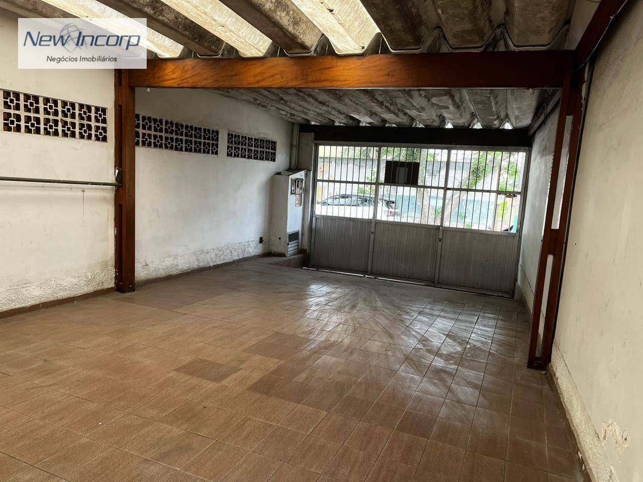 Casa à venda com 4 quartos, 129m² - Foto 1