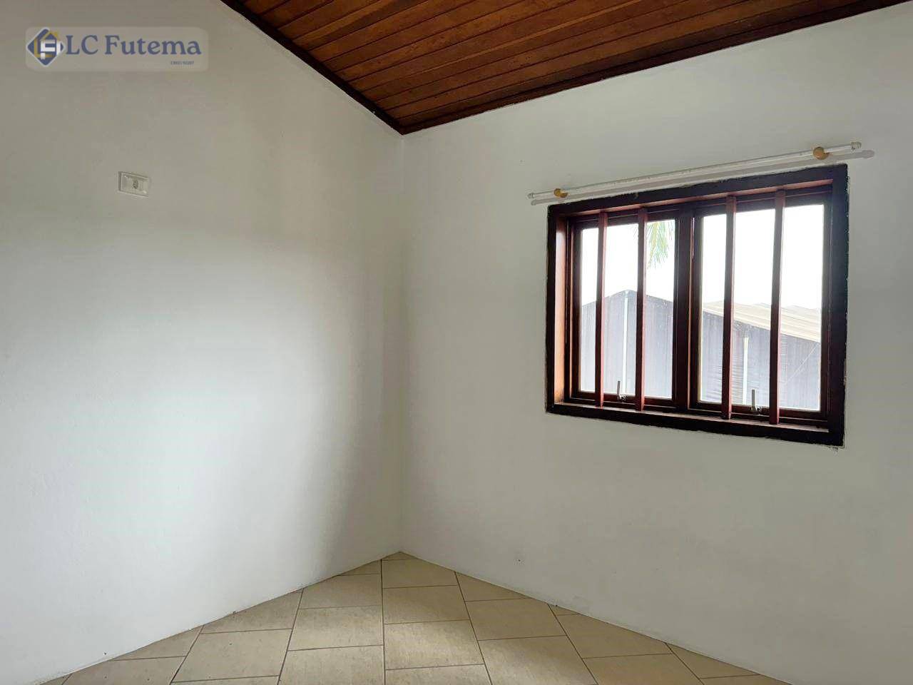 Casa de Condomínio para alugar com 3 quartos, 220m² - Foto 40