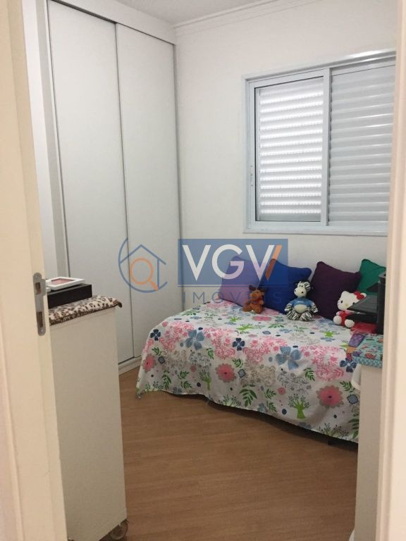 Apartamento à venda com 2 quartos, 62m² - Foto 9