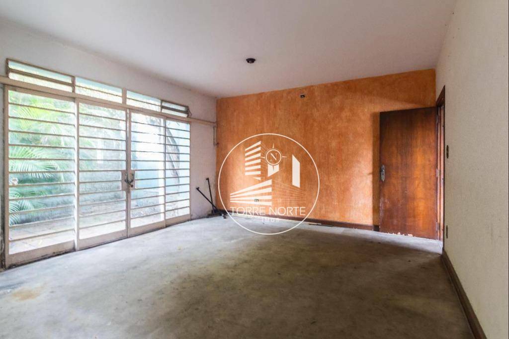 Casa à venda com 5 quartos, 647m² - Foto 15