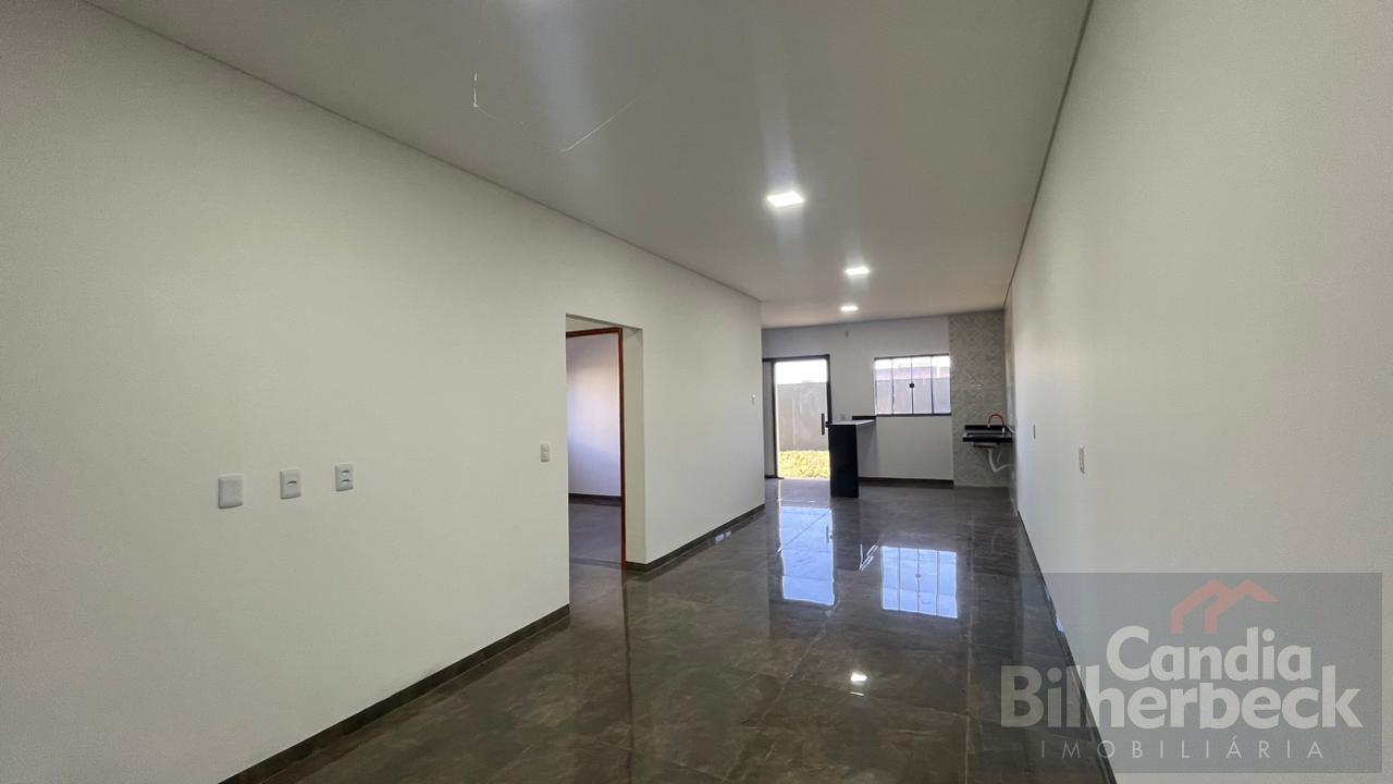 Casa à venda com 3 quartos, 250m² - Foto 2