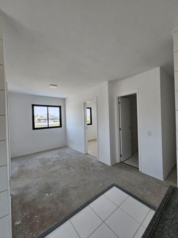 Apartamento à venda com 2 quartos, 37m² - Foto 2