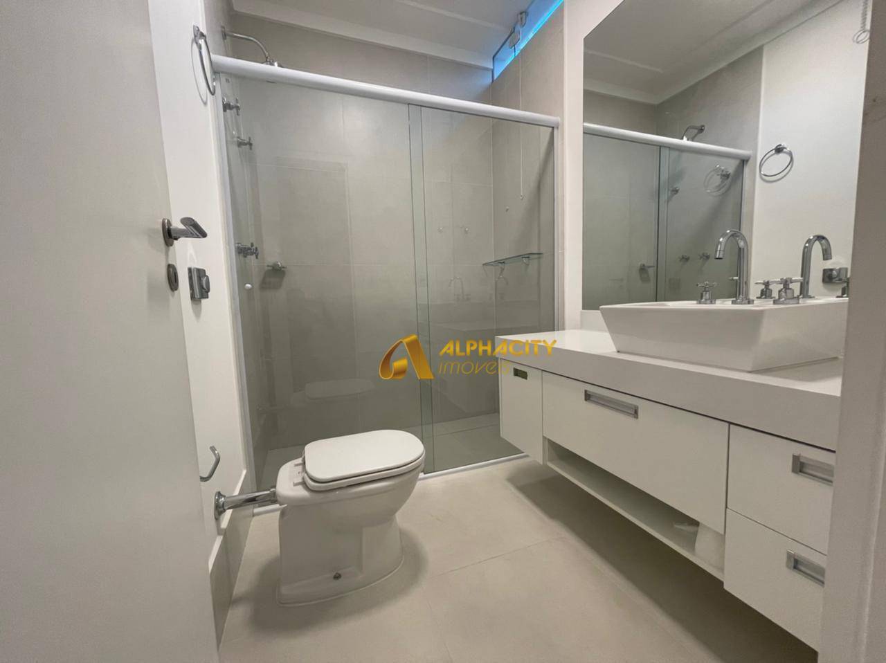 Casa de Condomínio à venda com 5 quartos, 630m² - Foto 17