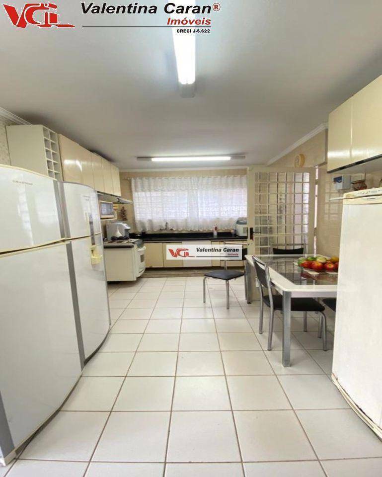 Chácara à venda com 4 quartos, 700m² - Foto 6