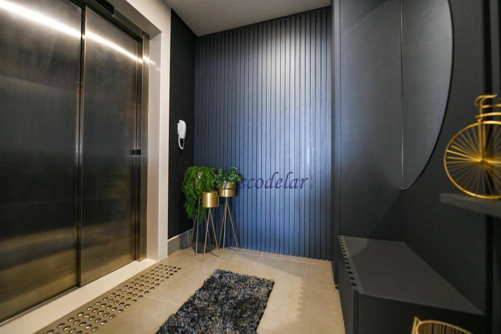 Apartamento à venda com 3 quartos, 264m² - Foto 18