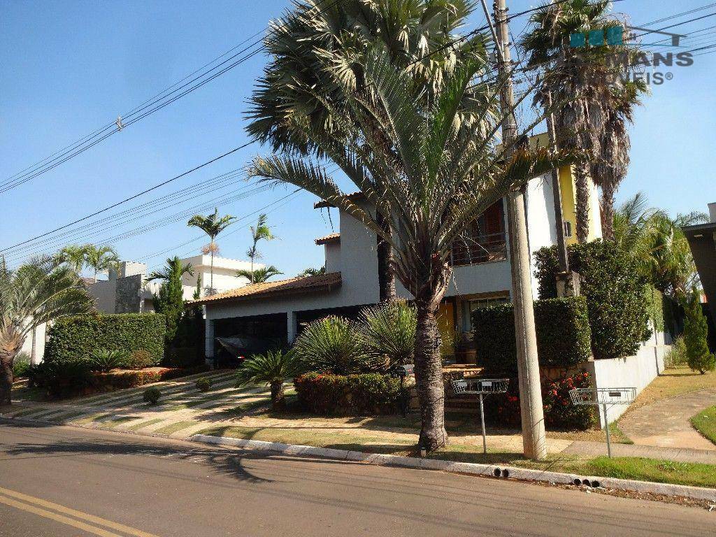 Casa de Condomínio à venda e aluguel com 4 quartos, 600m² - Foto 2