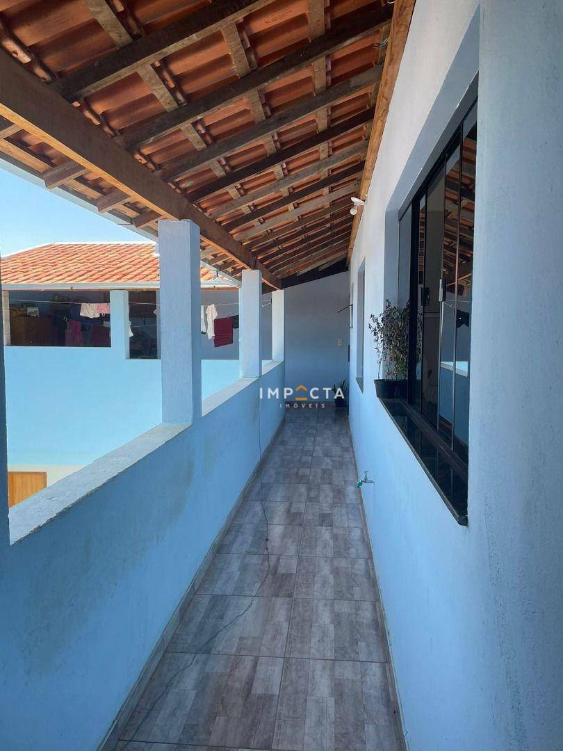 Casa à venda com 4 quartos, 257m² - Foto 11