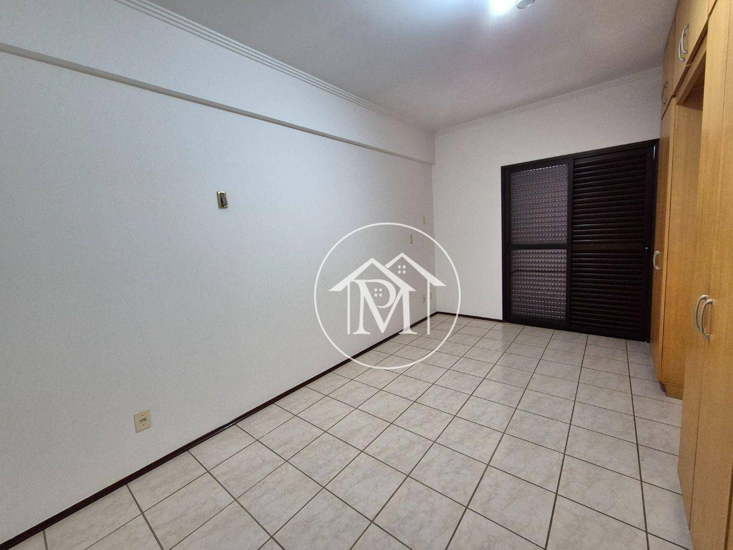 Apartamento à venda com 3 quartos, 109m² - Foto 2