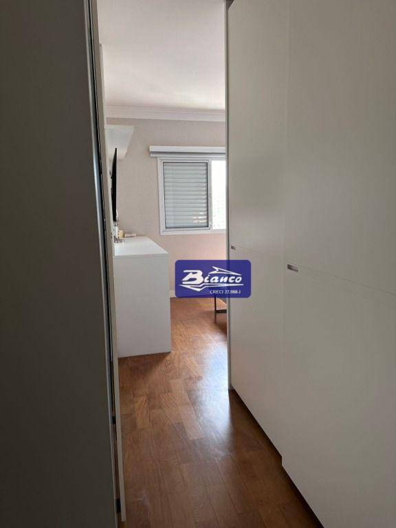 Apartamento à venda com 4 quartos, 185m² - Foto 35