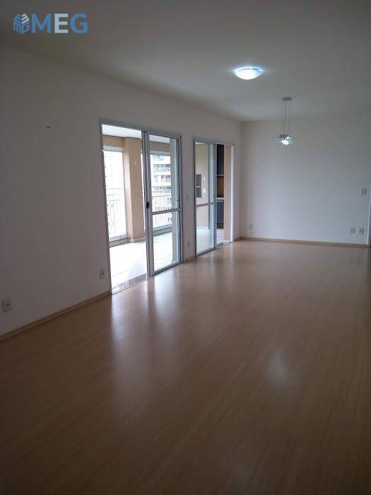 Apartamento à venda com 3 quartos, 134m² - Foto 28