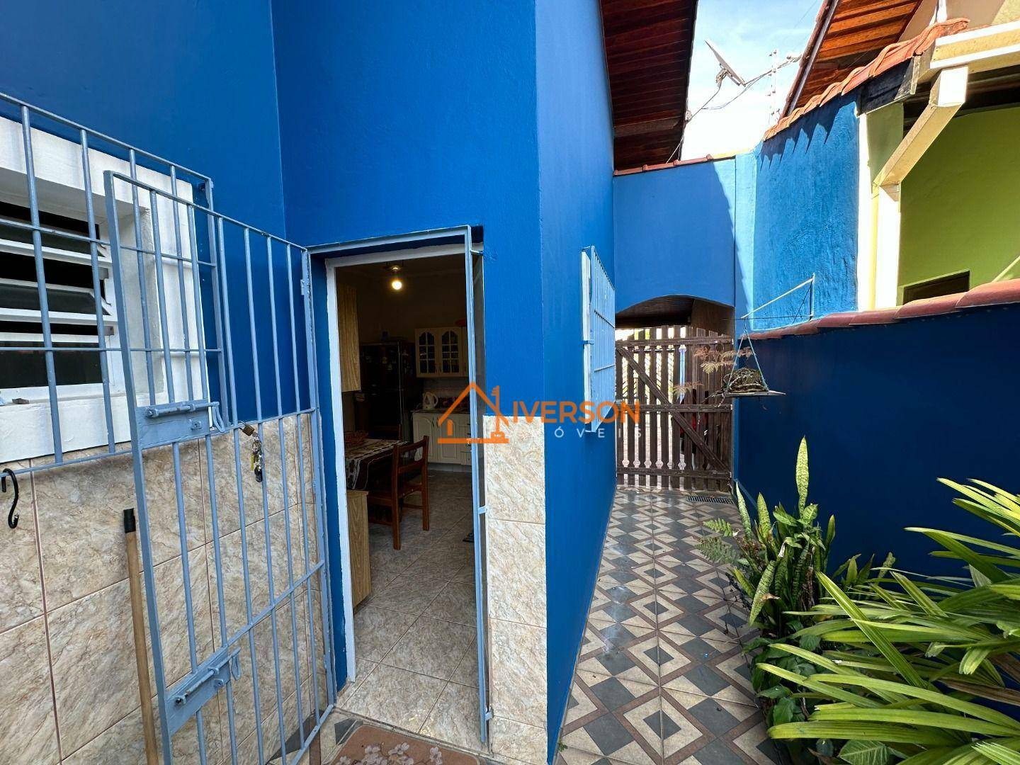 Casa à venda com 2 quartos, 99m² - Foto 13