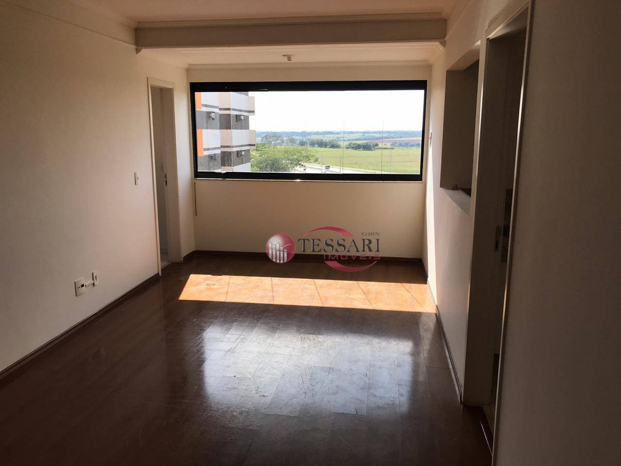 Apartamento à venda com 3 quartos, 90m² - Foto 1