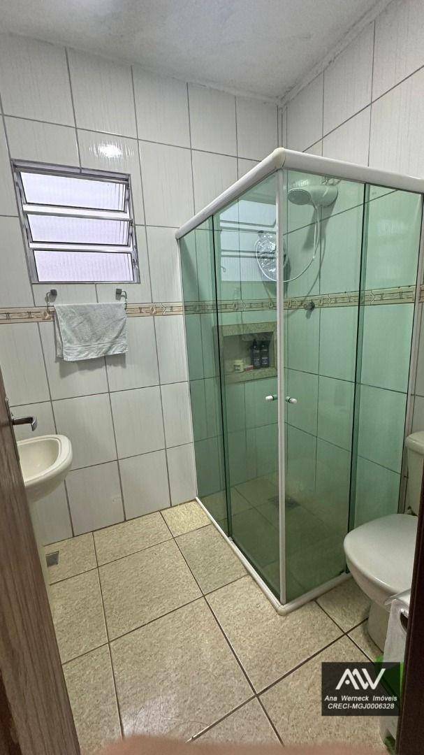 Casa à venda com 2 quartos, 100m² - Foto 13