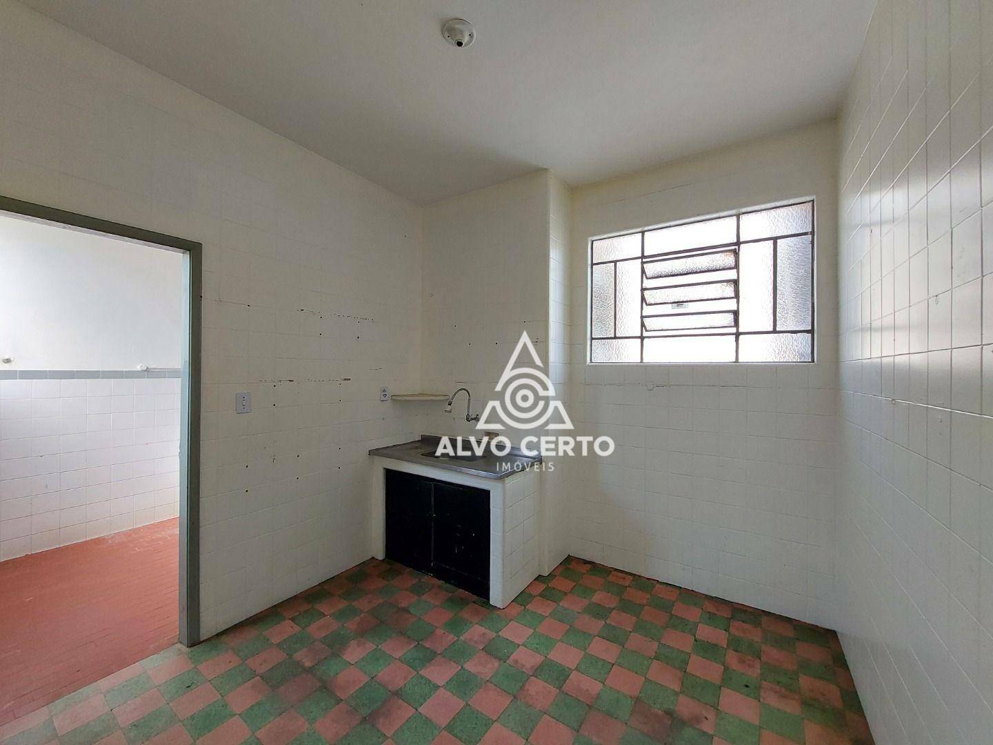 Apartamento à venda com 3 quartos, 94m² - Foto 13