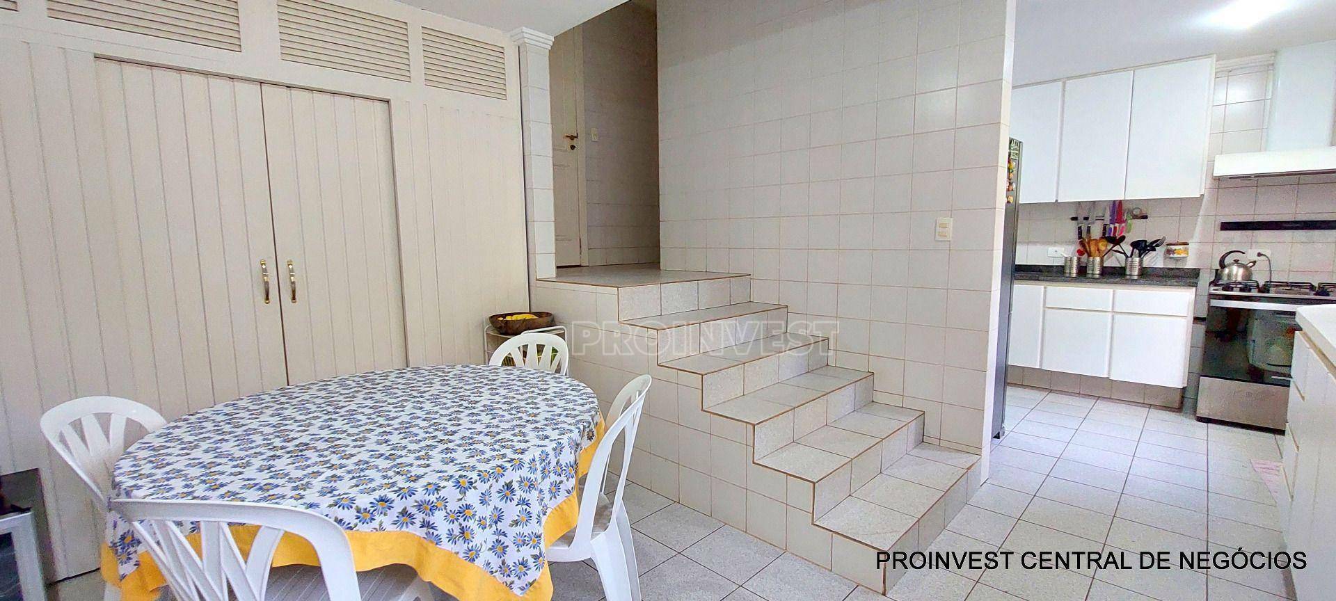 Casa de Condomínio à venda com 3 quartos, 366m² - Foto 11