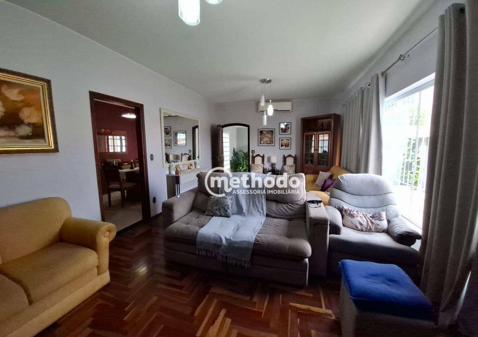 Casa à venda com 3 quartos, 190m² - Foto 3