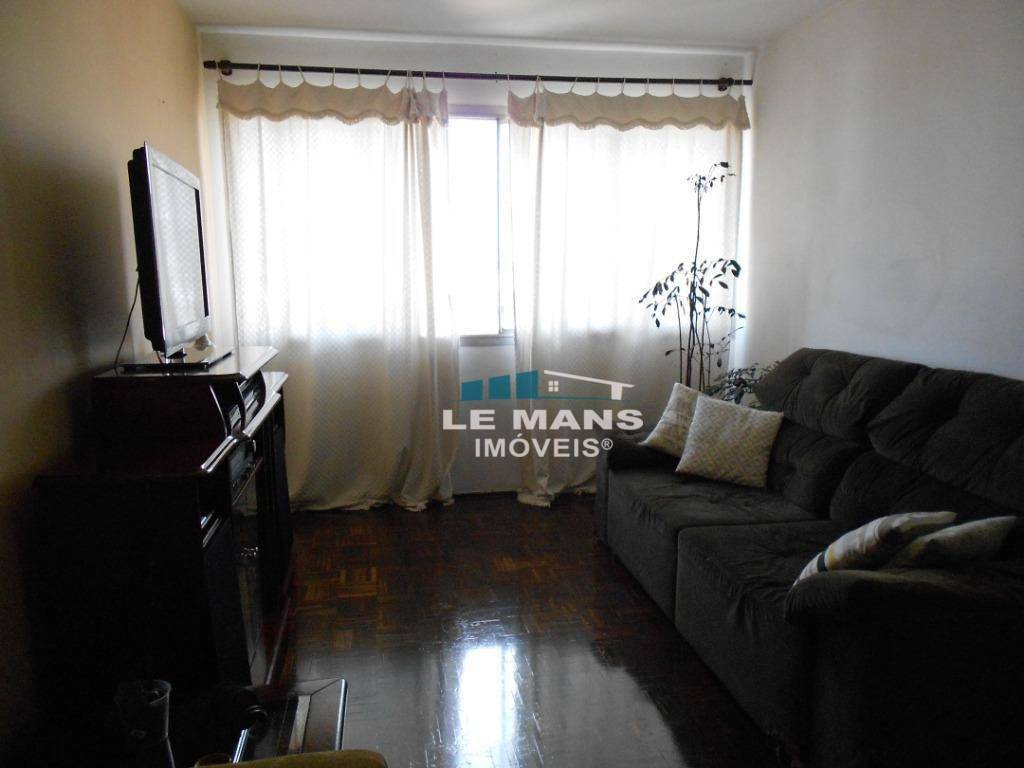 Apartamento à venda com 3 quartos, 95m² - Foto 8