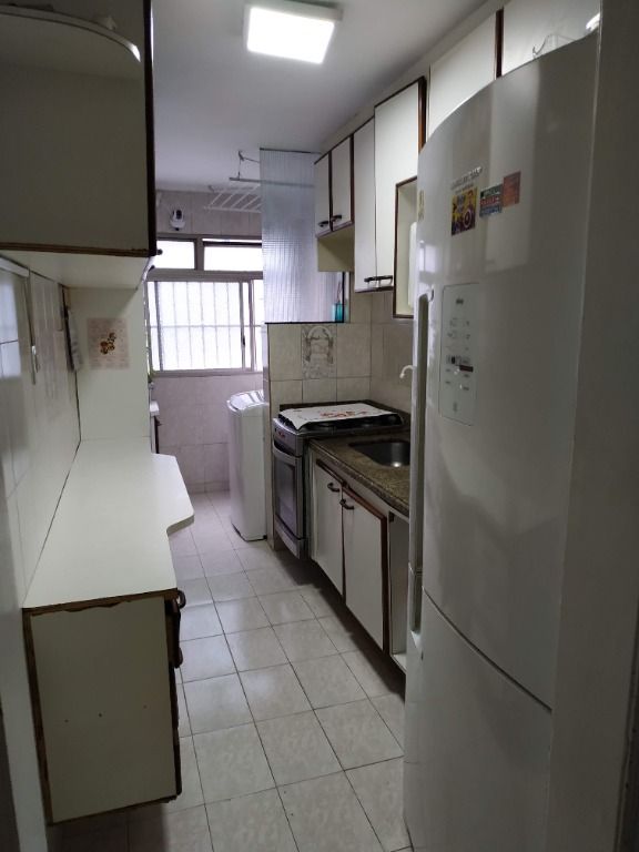 Apartamento à venda com 2 quartos, 60m² - Foto 10