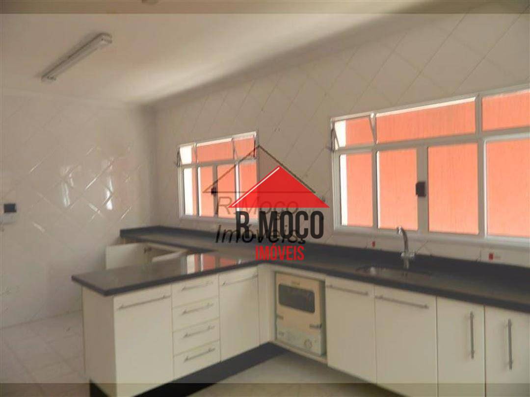 Sobrado à venda com 3 quartos, 201m² - Foto 15