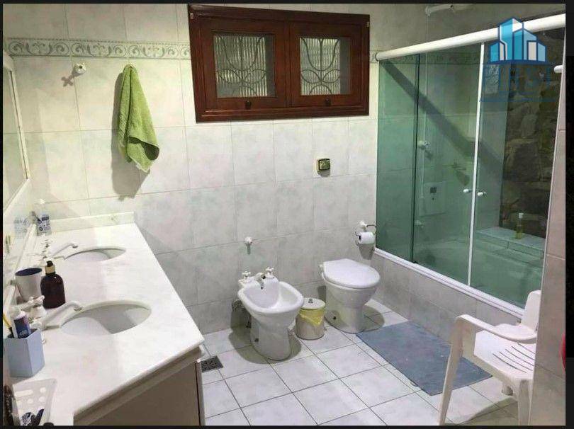 Casa de Condomínio à venda com 4 quartos, 550m² - Foto 8