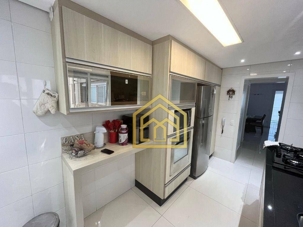 Apartamento à venda com 4 quartos, 155m² - Foto 9