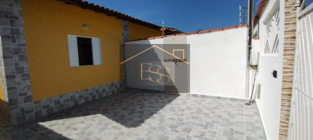 Casa à venda com 2 quartos, 60m² - Foto 3