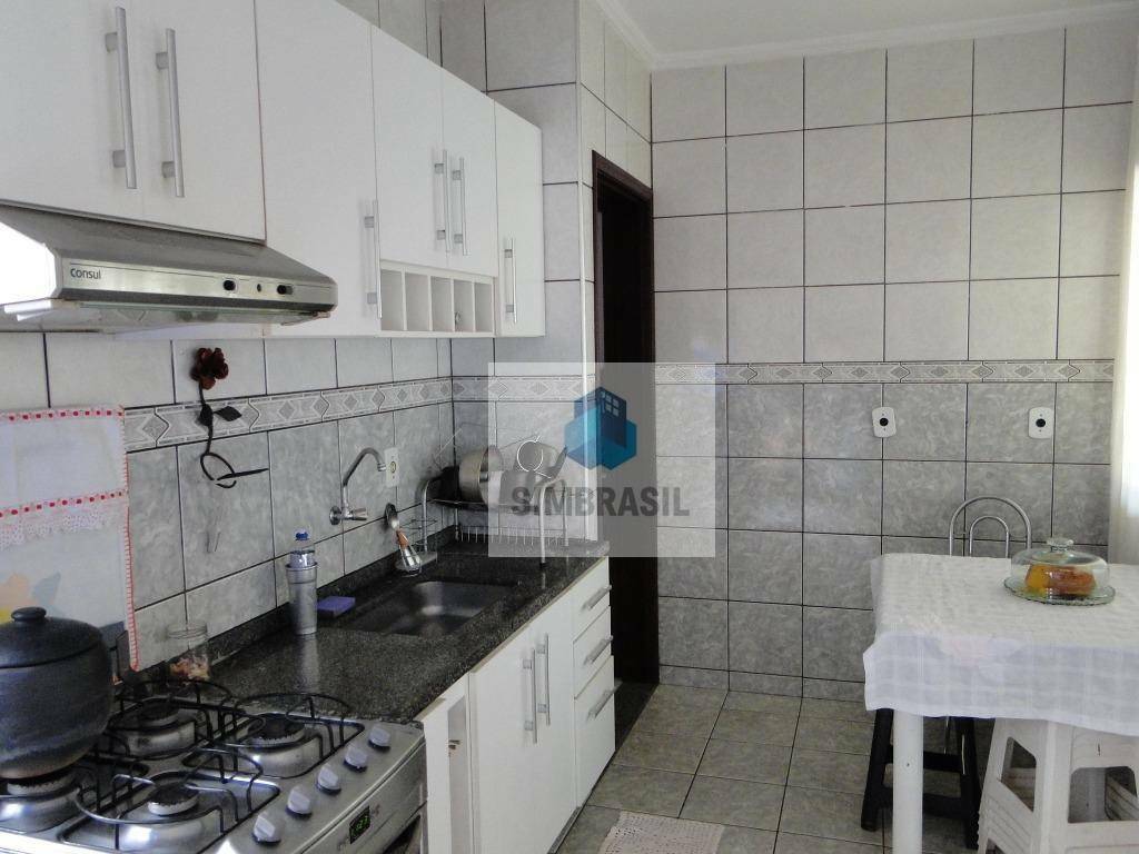 Casa à venda com 3 quartos, 185m² - Foto 11