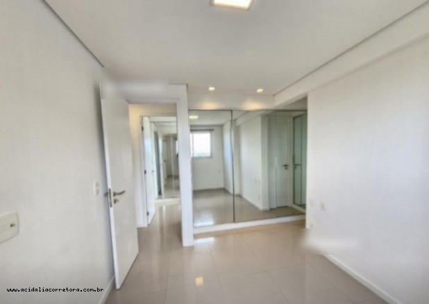 Apartamento para alugar com 3 quartos, 100m² - Foto 15