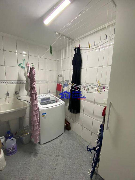 Sobrado à venda com 3 quartos, 180m² - Foto 15