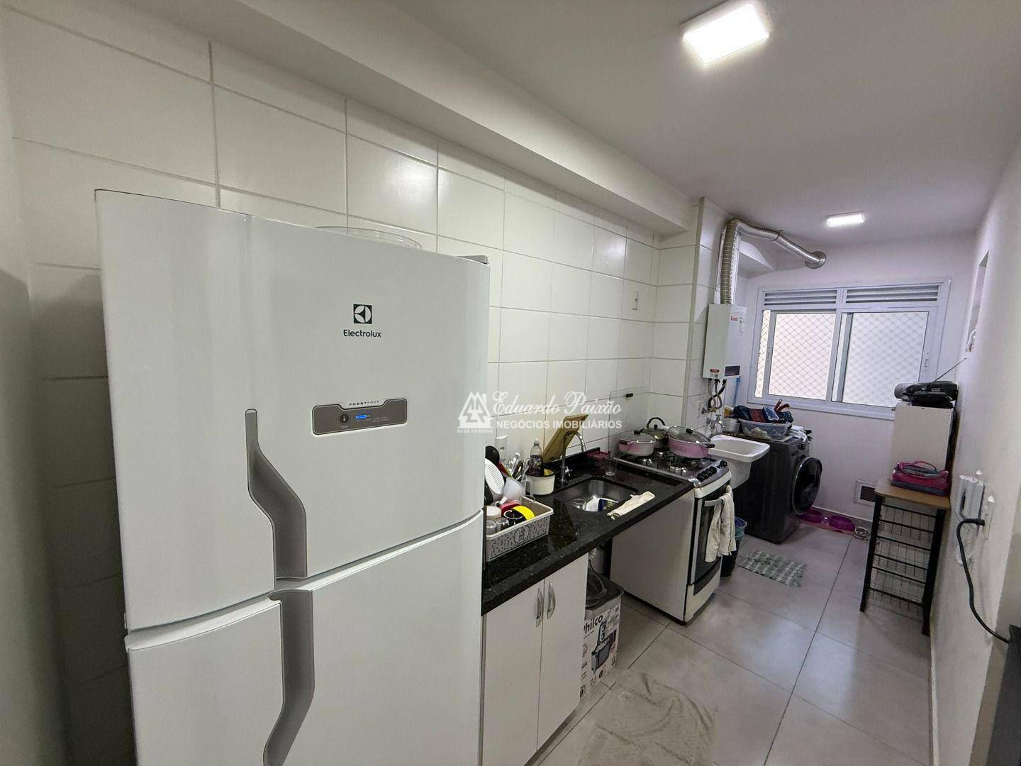 Apartamento à venda com 3 quartos, 81m² - Foto 9