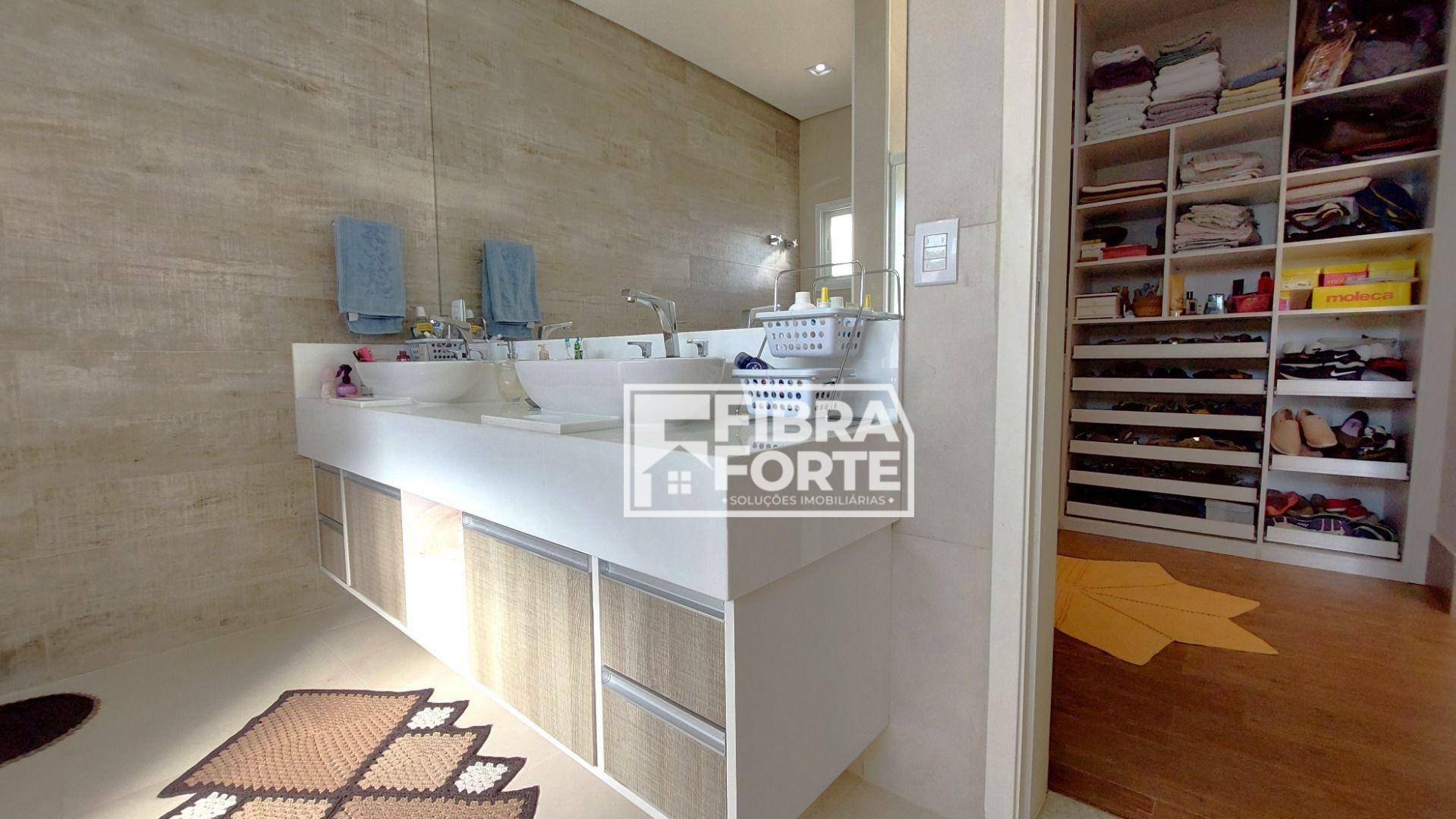 Casa de Condomínio à venda com 3 quartos, 402m² - Foto 31