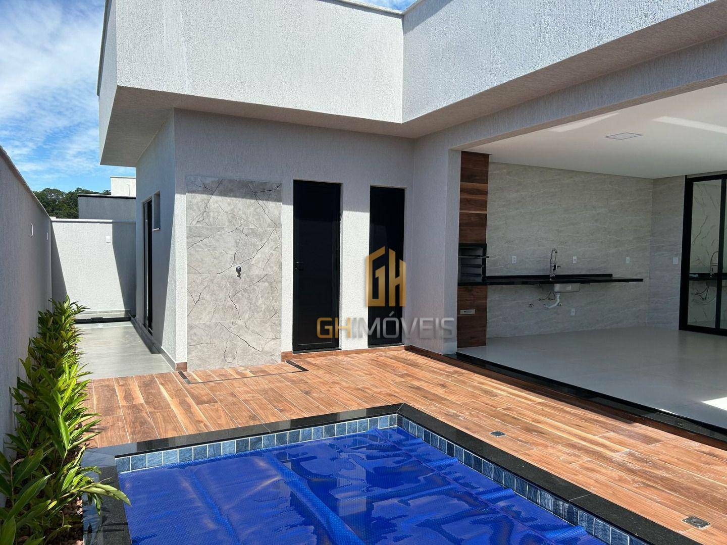 Casa de Condomínio à venda com 3 quartos, 202m² - Foto 1