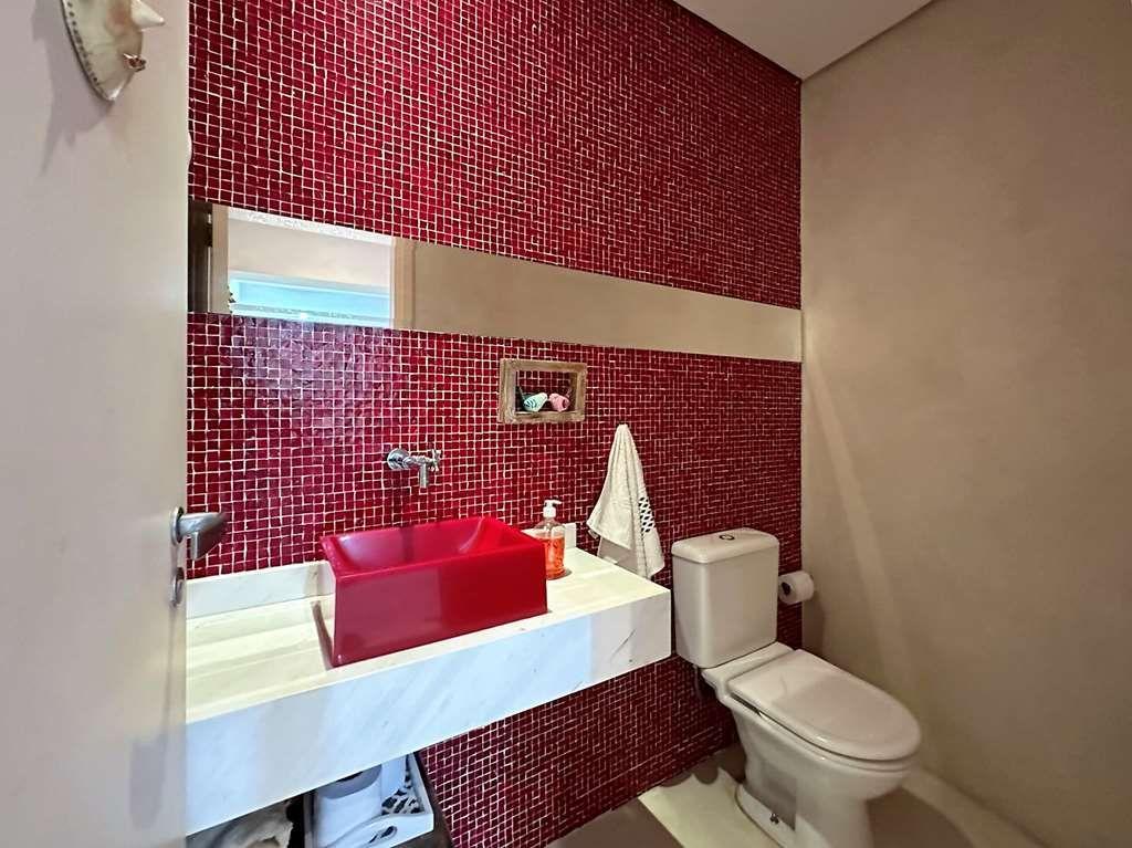 Casa à venda com 3 quartos, 308m² - Foto 5