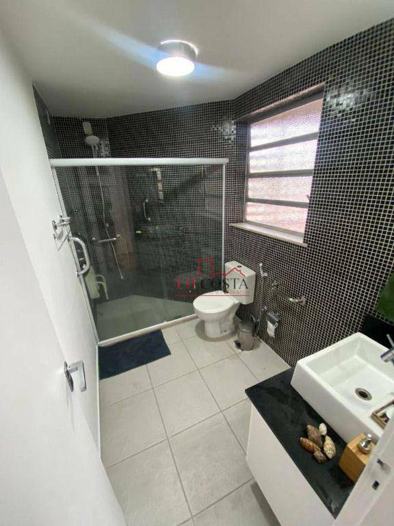 Apartamento à venda com 2 quartos, 70m² - Foto 9